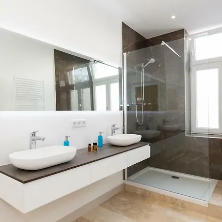 Center Tirol * Innsbruck